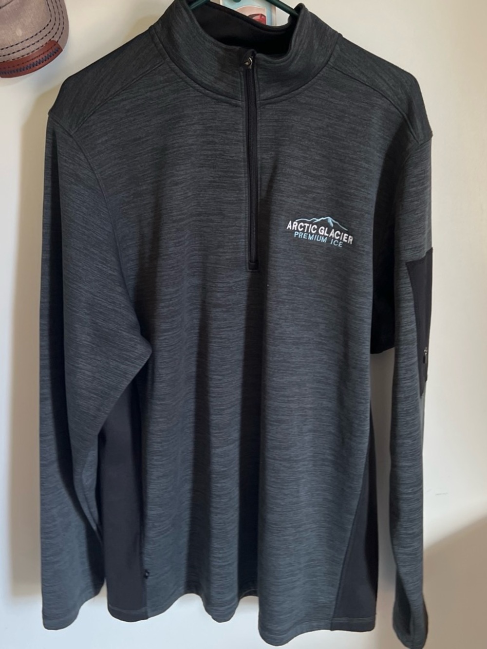 Arctic Glacier Men's Charcoal Heather Lightweight Quarter-Zip